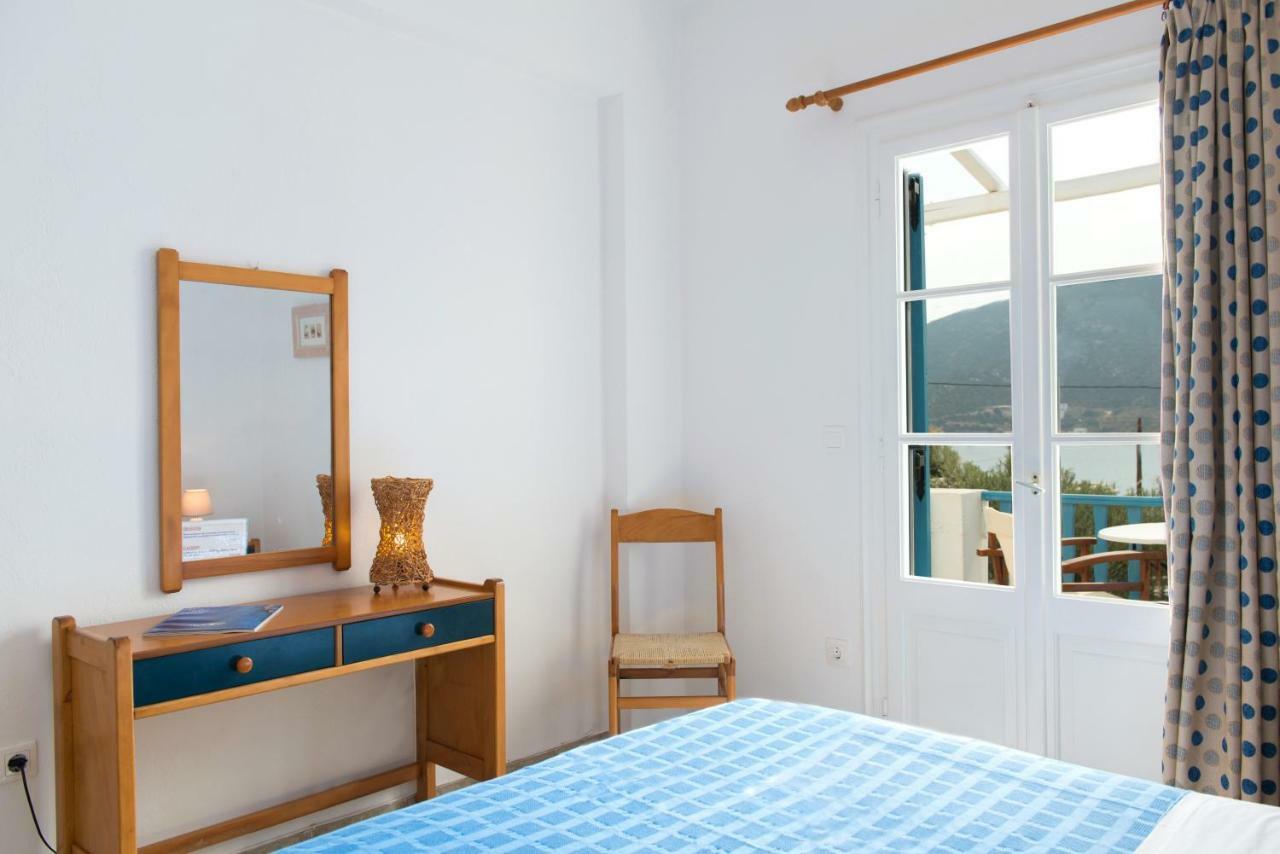 Agrilia Apartments & Studios バティ エクステリア 写真